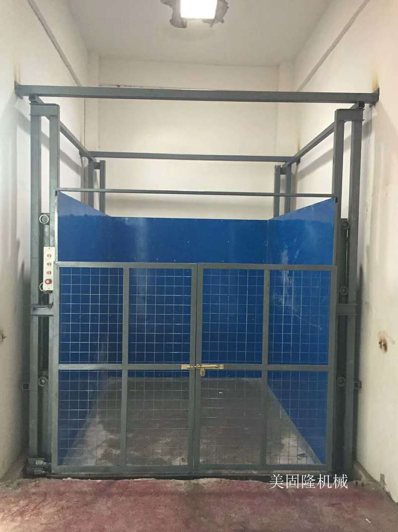 周口导轨式升降货梯价格